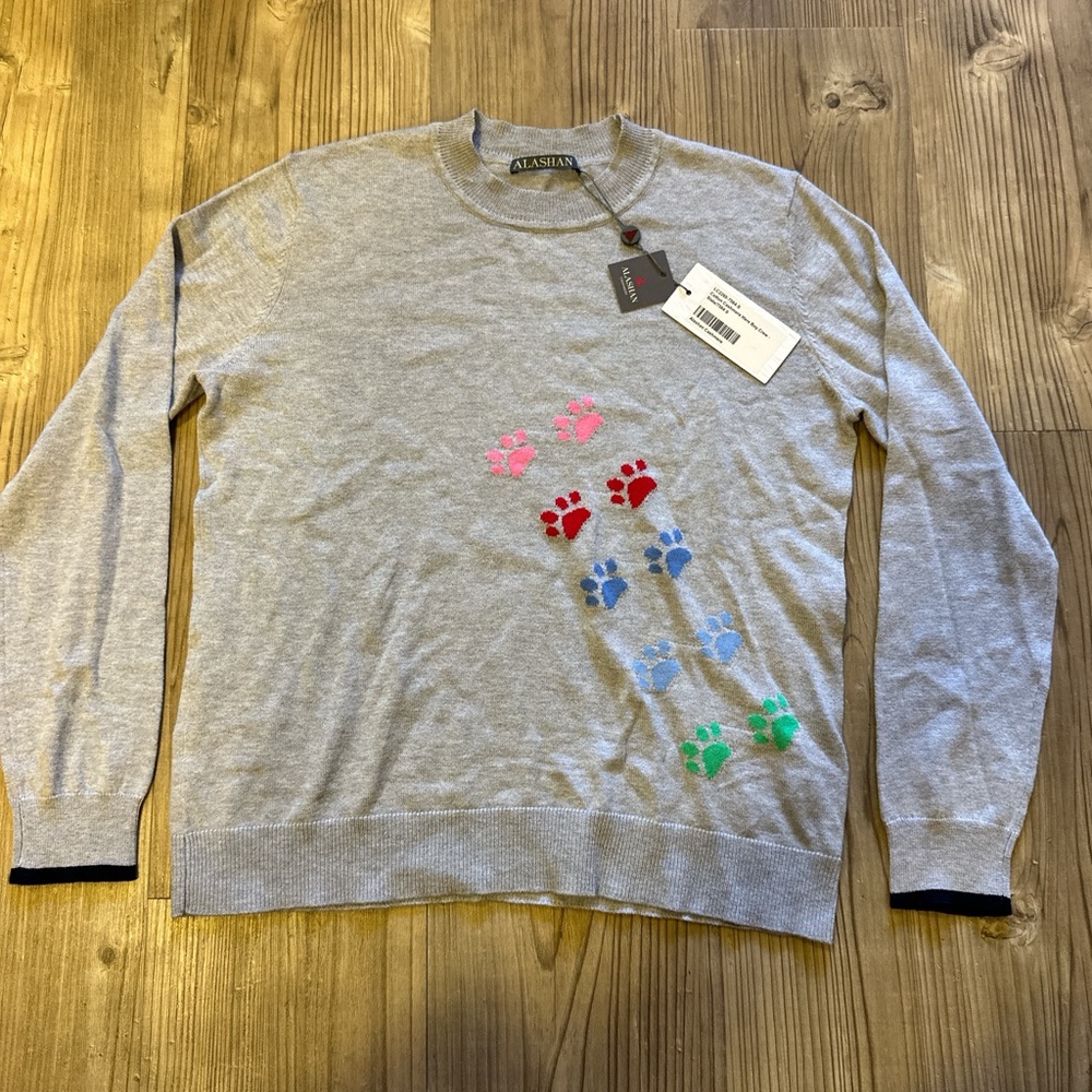 BRAND NEW Alashan Cashmere sweater